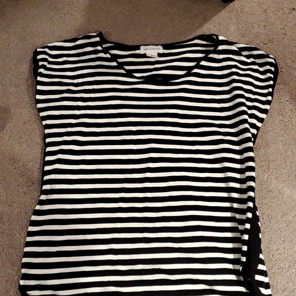 Liz Claiborne L